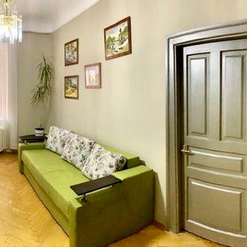 Вулиця Круглоуніверситетська, 6 З 25.08. здам 2к квартиру в самому центрі Києва, 2 поверх, газ.