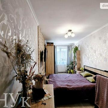 Продаж 4к Квартира Яреми вулиця
