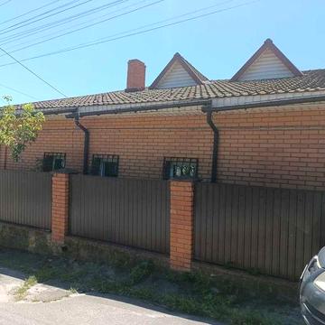 продам будинок вул.Гайдамацька36