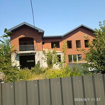 Продаж будинку місто Луцьк,вулиця Хурсенка , наявність бомбосховища