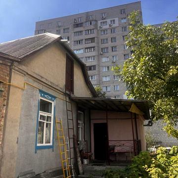 Оренда півбудинку по вул. Профспілкова, Дарницький р-н м. Києва.