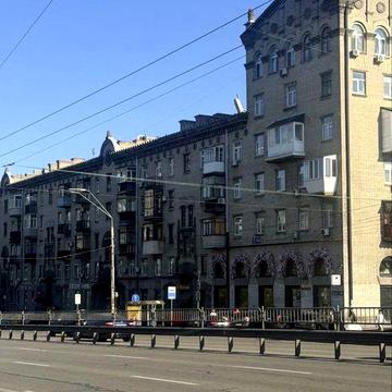 Продаж 3 кімнатної квартири  Київ Берестейський 45 Програми+