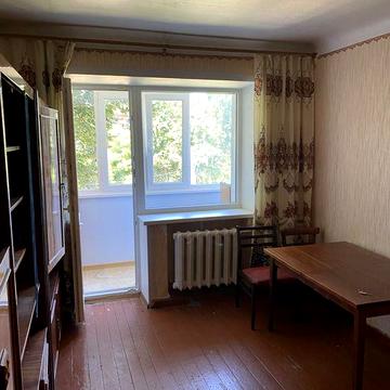 Продам  2к квартиру в центрі. Власник.
