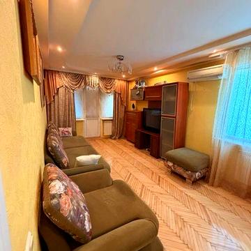Лесі Украінки 18а Оренда 2к кваритри Печерськ Центр