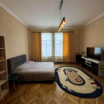 Центр. 1 кімнатна квартира