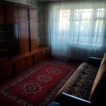 Здам в аренду 3 кімнатну квартиру на 2 поверсі 5ти поверхового будинку з індивідуальним опаленням в центрі міста.