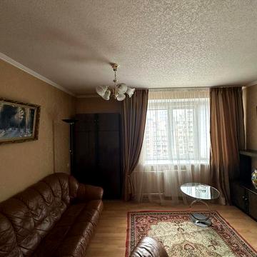 Без комісії . Продаж Квартири Антоновича 2 кімнати ЦЕНТР КИЇВА . Оушен Плаза поруч . БЕЗ КОМІСІЇ