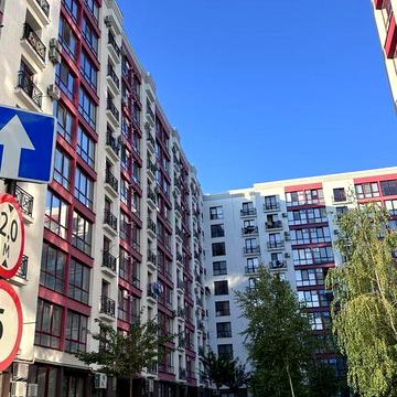 Здам 2 кім.кв район Бам