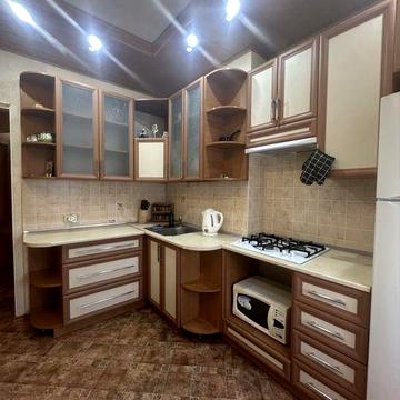 Аренда  2 комнатной квартиры  ул.  Иванова