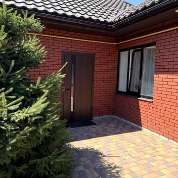 Будинок із гаражами під СТО | Шевченківський район, Запоріжжя