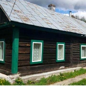 Будинок біля лісу та озера. Гута Ткачова.