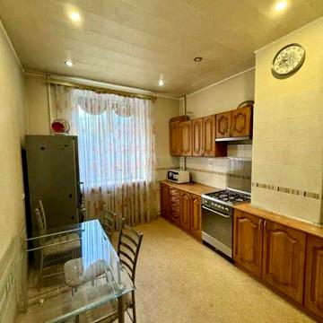 Продам 3к квартиру, сталинка 73м2 Терра, 12 Квартал