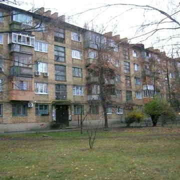 Продам 3-х кімнатну квартиру вул. Празька 6