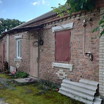 Продам будинок в місті Ізюм.