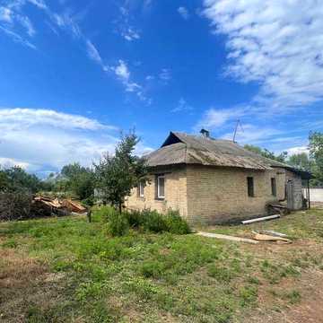 Компактный жилой дом 50м2 (под ремонт) в Ходосеевке