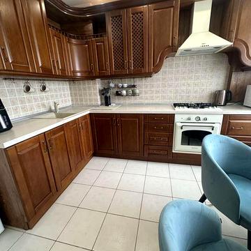 Продам 3-х. кімнатну в центрі міста(Грушевського)
