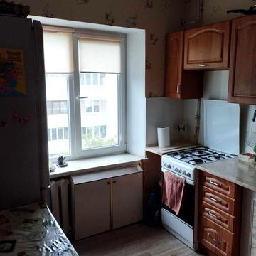 Продається 2-кімнатна квартира, 52 м², Новояворівськ