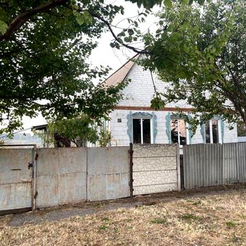 Продам будинок в селищі Печеніги