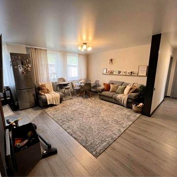 3-кімнатна квартира ВІД ВЛАСНИКА 73 м² | Новий ремонт | Меблі та техніка | ДНС | Парк і річка поруч
