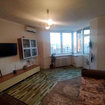 Сдам 2 ком кв  Харьковское шоссе 158, метро Харьковская