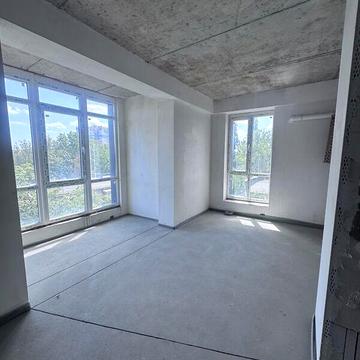 Продаж 3к Квартира Космонавтів вулиця
