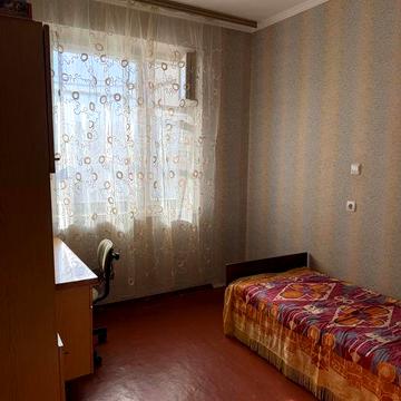 Продам 4-кімнатну квартиру | м. Лозова, 3-й мікрорайон