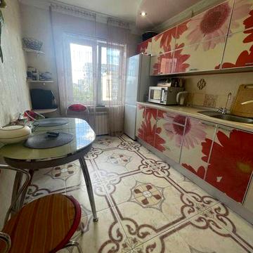 3-кімнатна квартира 63 м² з ремонтом | вул. Бочарова | Меблі та техніка |