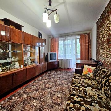 Оренда двухкімнатної в центрі. Можливо на короткий термін