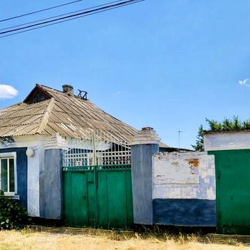 Продаж 1 поверхового будинку з ділянкою на 5 соток, 69.6 кв. м, 5 кімнат