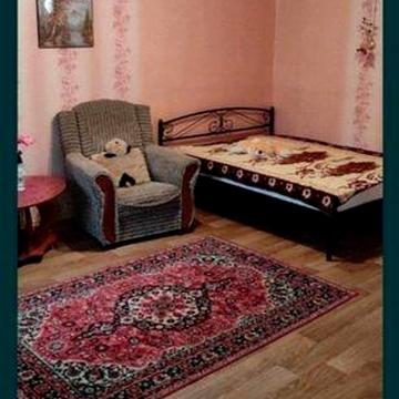Здам квартиру в центрі .