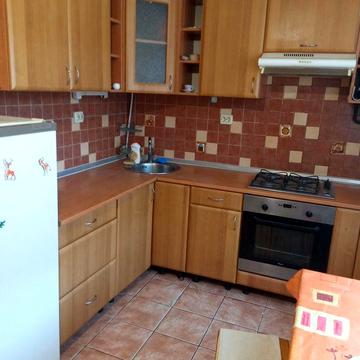 Здам в оренду 3 кімнатний будинок в Ужгороді.