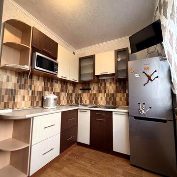 Продам 3 комнатную квартиру м. Холодная гора 7 минут