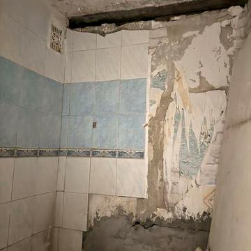 Продам 2 конатрую квартиру пе уене 1 комн