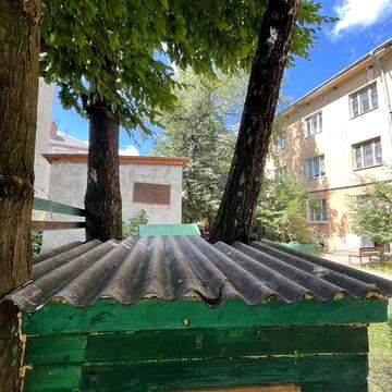 Хата , база все що на фото йде в комплекті