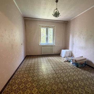 Продаж 2 кімнатна  квартира під ремонт Індустріальний.