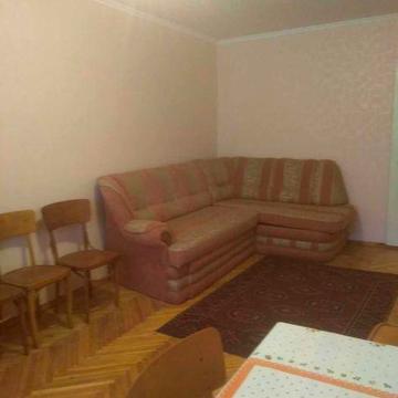 Сдам 3 комнатную квартиру на Салтовке, по пр. Тракторостроителей , 607 м-н.все раздельное