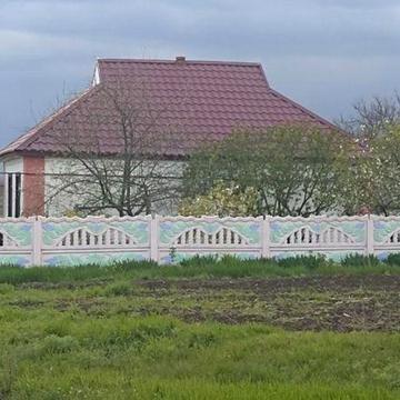 Продам будинок у полтавській області зі всіма зручностями