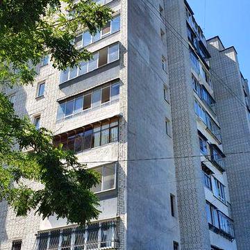 Продаж 3 кім квартири+кухня-студія в цегляному будинку 2002 р вул Скорини