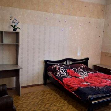 1к. Центр міста, 2/5, є все необхідне.
