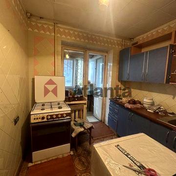 Предлагается 2 ком квартира с большим пристроиным балконом на Добровольского