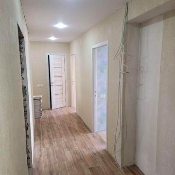 Продам 4х кімнатну квартиру з інд.газовим опаленням