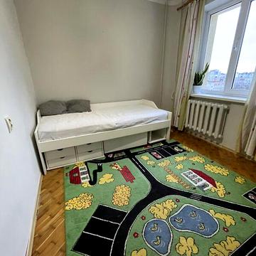 Довгострокова оренда 3к Квартира Коломийська вулиця