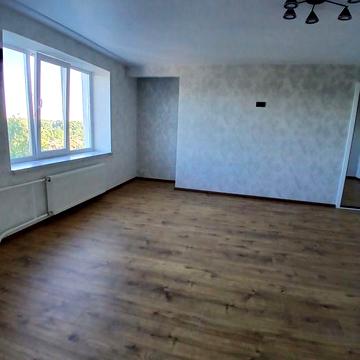 Квартира студія зі свіжим ремонтом