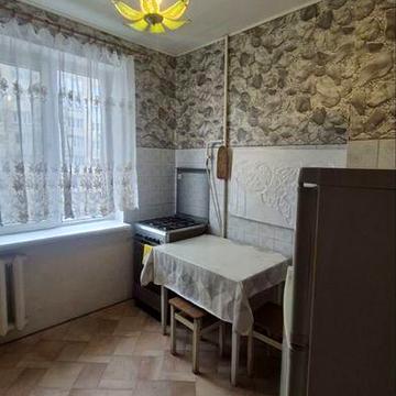 Двухкомнатная квартира на Ак.Королева/Ак Вильямса