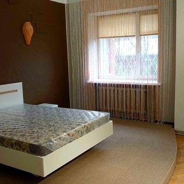 Сдам 2х комнатную квартиру на ул.Суворова 10