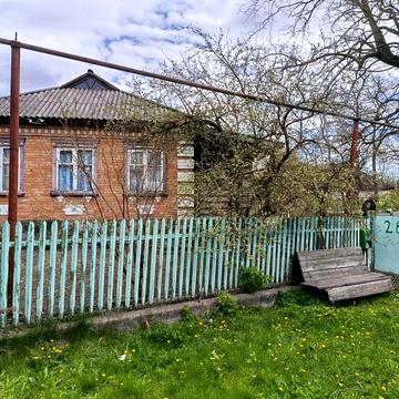 Будинок в селищі