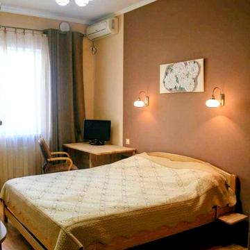 Чубинське, простора 3к квартира 95.5 кв.м, 82000 у.о