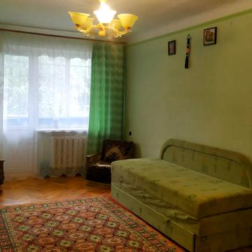 Поліська вул., 16