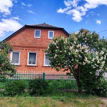 Продається цегляний будинок по вул. Косівщина