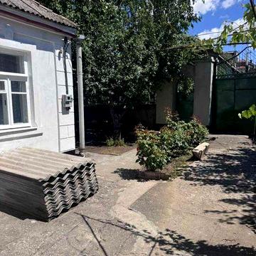 Продаж будинку з власним виходом до річки в Ракетному Урочищі!